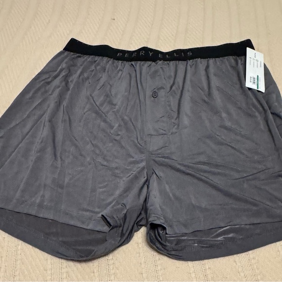 Perry Ellis Men's Charcoal Boxers - Picture 1 of 3